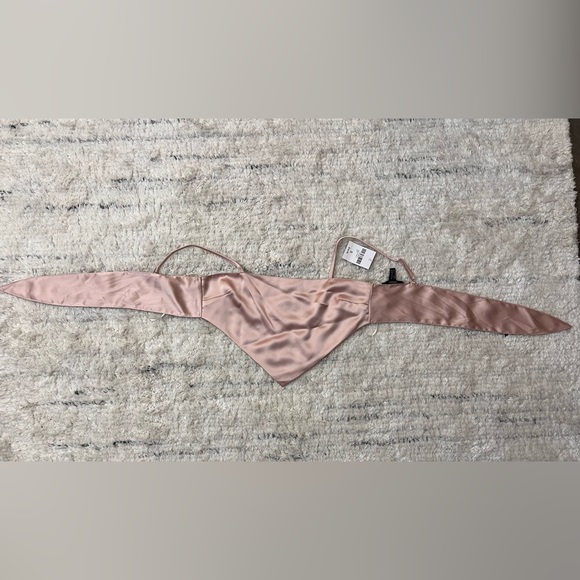 Crop tie back spaghetti strap - Picture 2 of 2